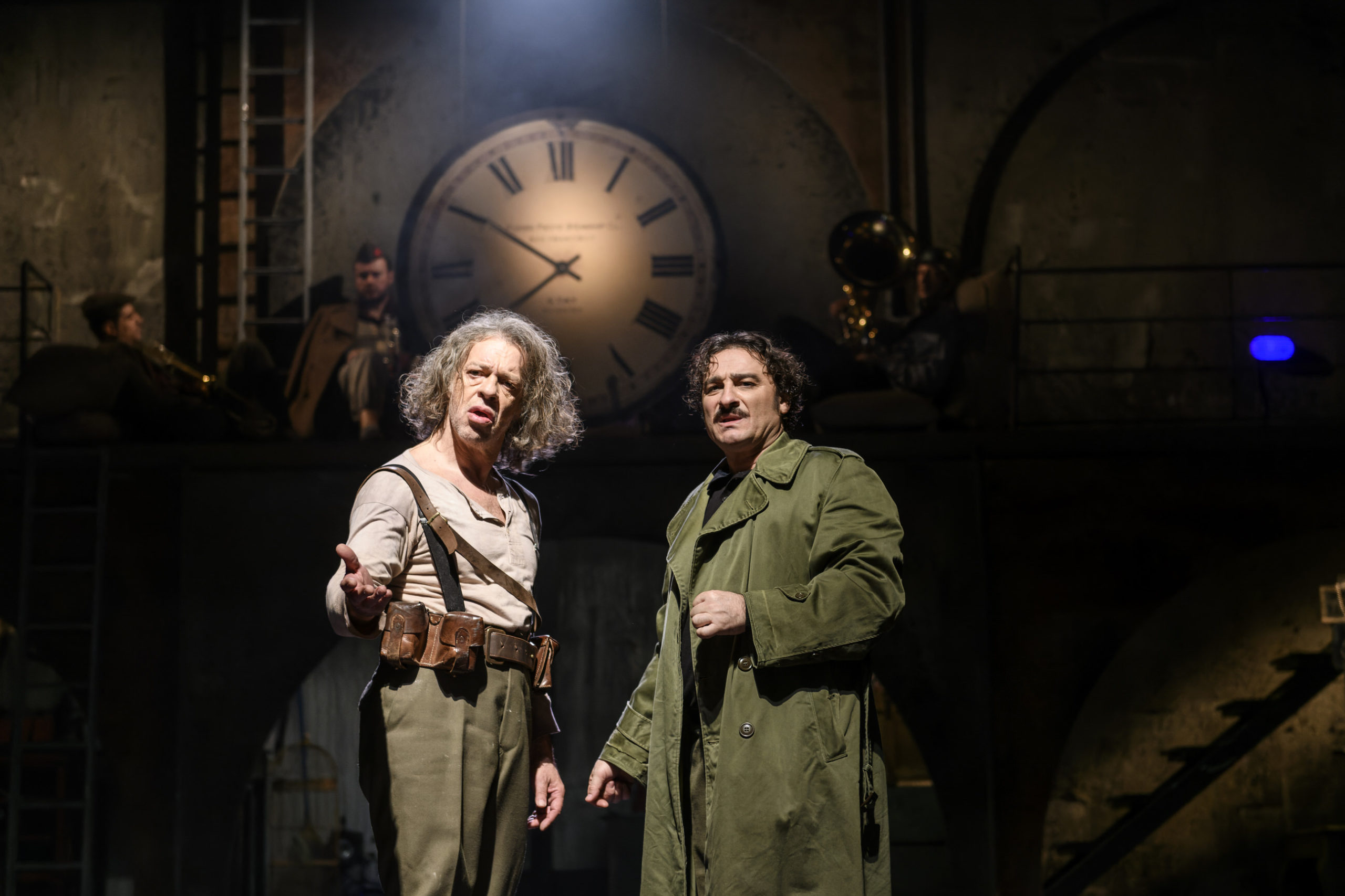 Γιάννης Τσορτέκης: Λίγο πριν από τον «Σκαραβαίο» στον Alpha σαρώνει θεατρικά με το “Underground”