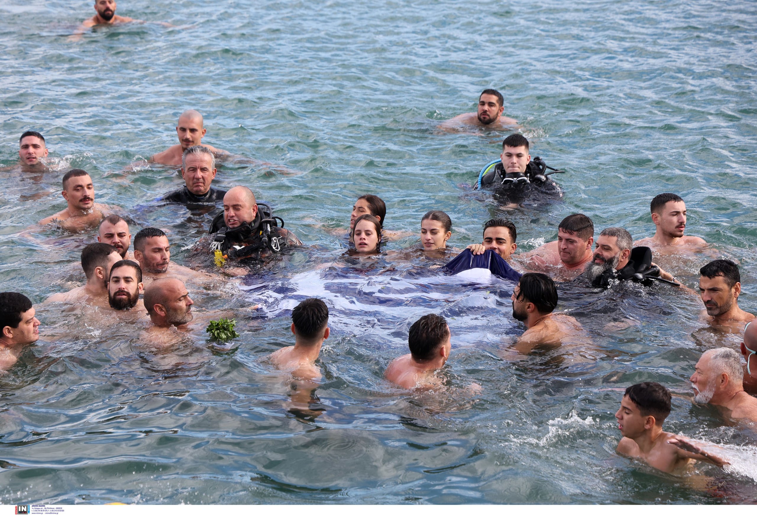 Θεοφάνια: Οι 10 φωτογραφίες που ξεχώρισαν από τον εορτασμό σε όλη την Ελλάδα