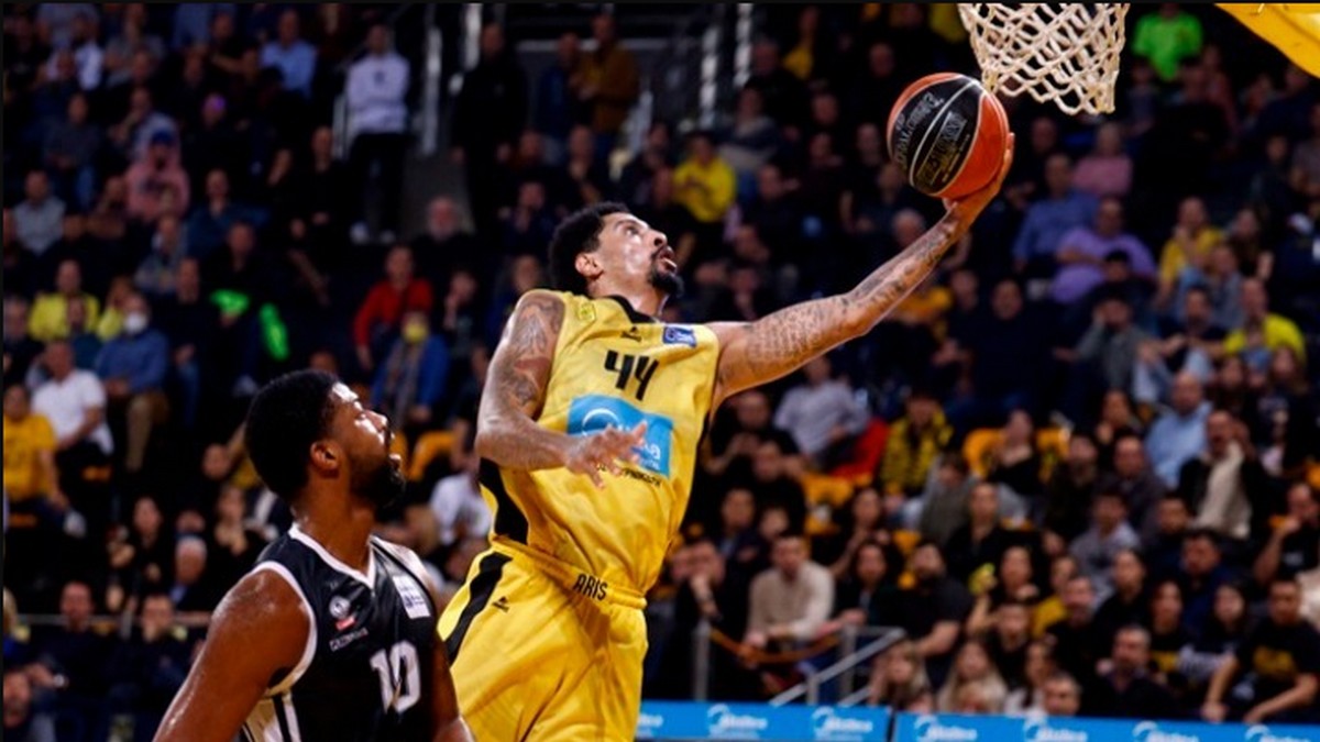 Άρης – Απόλλων Πατρών 76-63: «Καθάρισε» στο δεύτερο ημίχρονο κι έκανε θετικό… ποδαρικό στο 2024