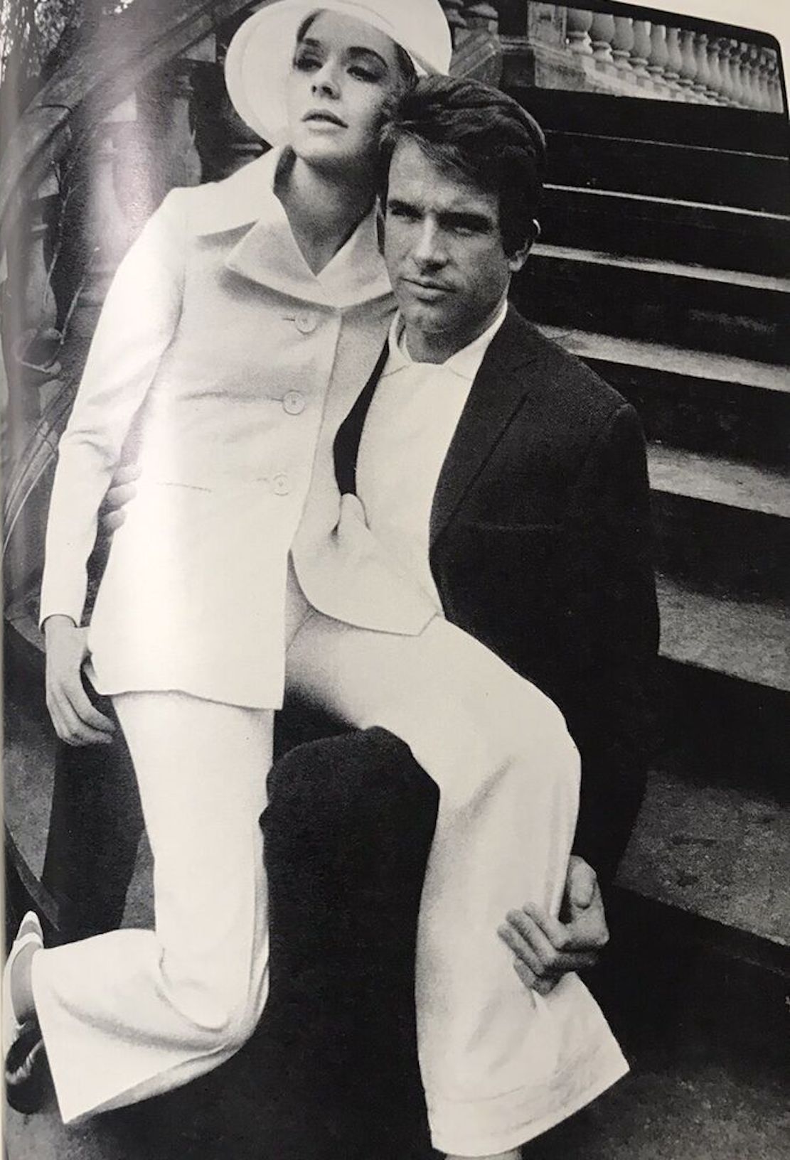Britt Ekland Warren Beatty