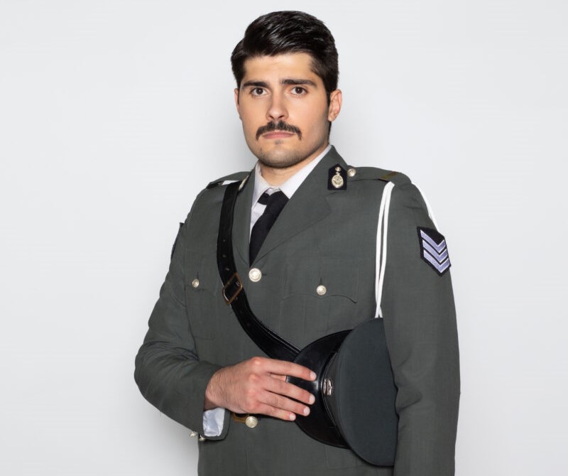 Αλέξανδρος Δαβιλάς: Ο Μελέτης από τον «Έρωτα φυγά» στη θεατρική σκηνή – Σε ποια παράσταση πρωταγωνιστεί;