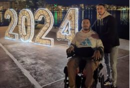 Ο 26χρονος που τραυματίστηκε σοβαρά όταν βούτηξε για τον σταυρό το 2021