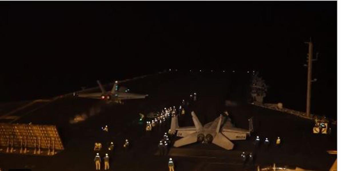 «Μπαρούτι» η Μ. Ανατολή με φόντο τις επιθέσεις των Χούθι: Τα πυραυλικά πλήγματα από ΗΠΑ- Βρετανία και οι νέες απειλές των ανταρτών