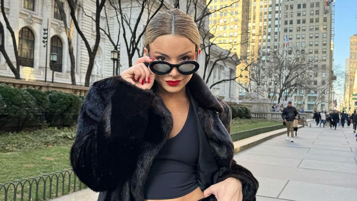 Josephine: Ταξίδι-αστραπή στην Νέα Υόρκη για την τραγουδίστρια – ΦΩΤΟ & ΒΙΝΤΕΟ