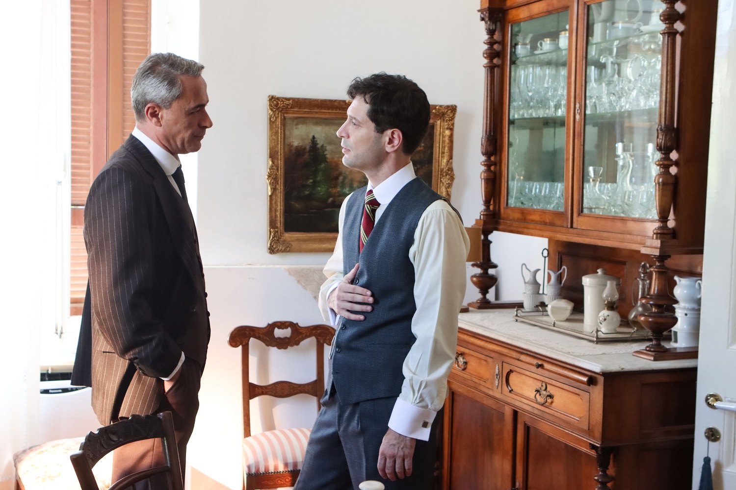 «Οι Πανθέοι» επιστρέφουν με διπλό επεισόδιο – Το πάθος κυριαρχεί και η προδοσία είναι σε πρώτο πλάνο