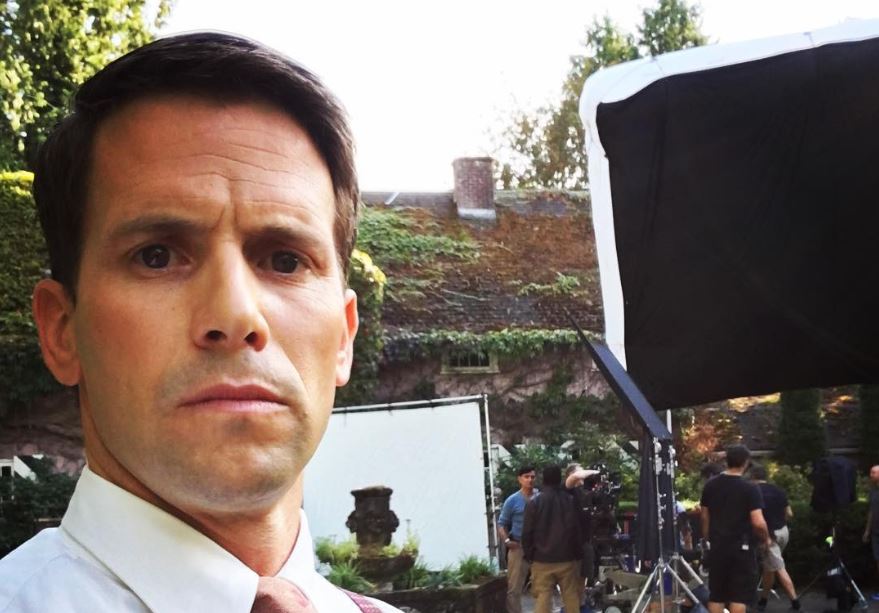 Θρήνος στο Χόλιγουντ: Πέθανε σε αεροπορικό δυστύχημα ο ηθοποιός Κρίστιαν Όλιβερ και οι δύο ανήλικες κόρες του