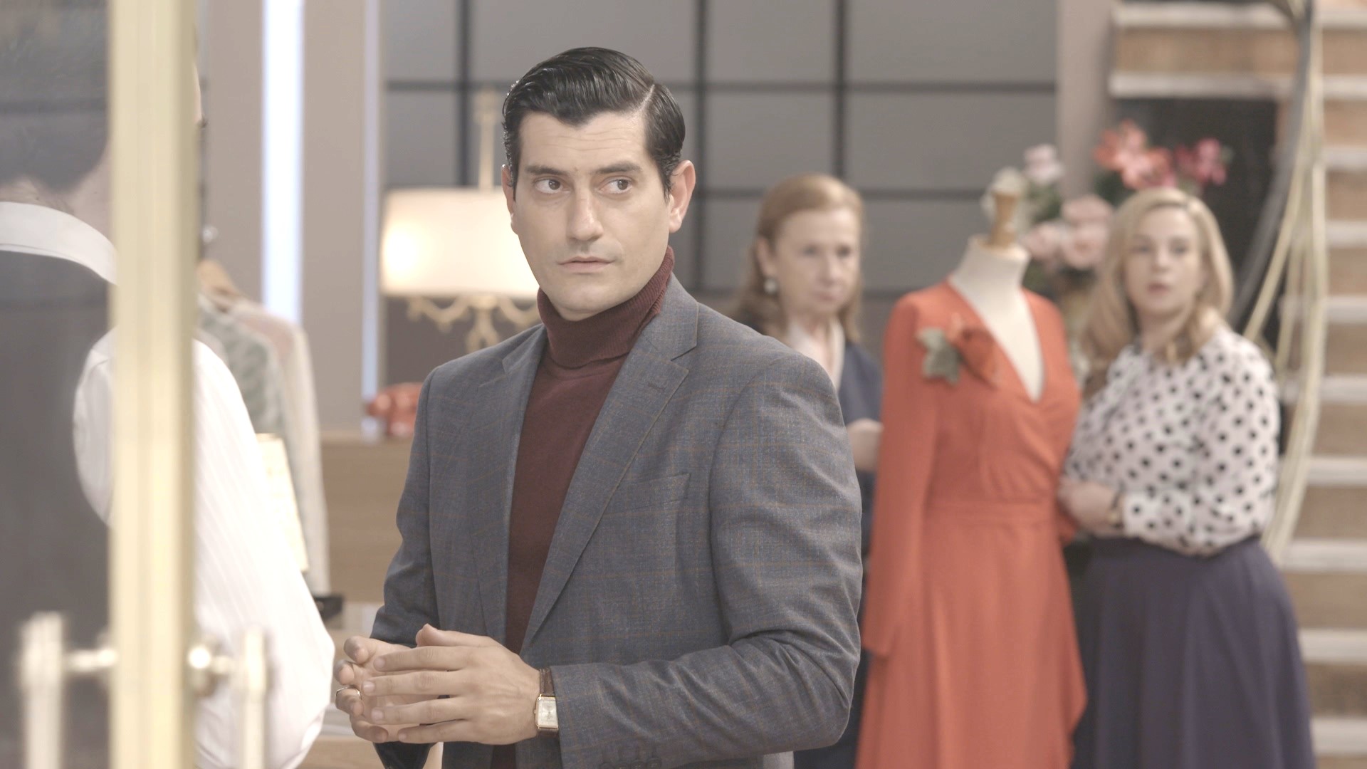 Ο Παράδεισος των κυριών: Μια απρόσμενη συνάντηση ταράζει πολύ τον Ντίνο – Τι θα δούμε στα επόμενα επεισόδια