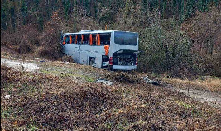 Βουλγαρία: «Κόσμος ούρλιαζε, άλλοι πήδηξαν από τα παράθυρα» – Συγκλονίζουν οι μαρτυρίες των Ελλήνων επιβατών του λεωφορείου