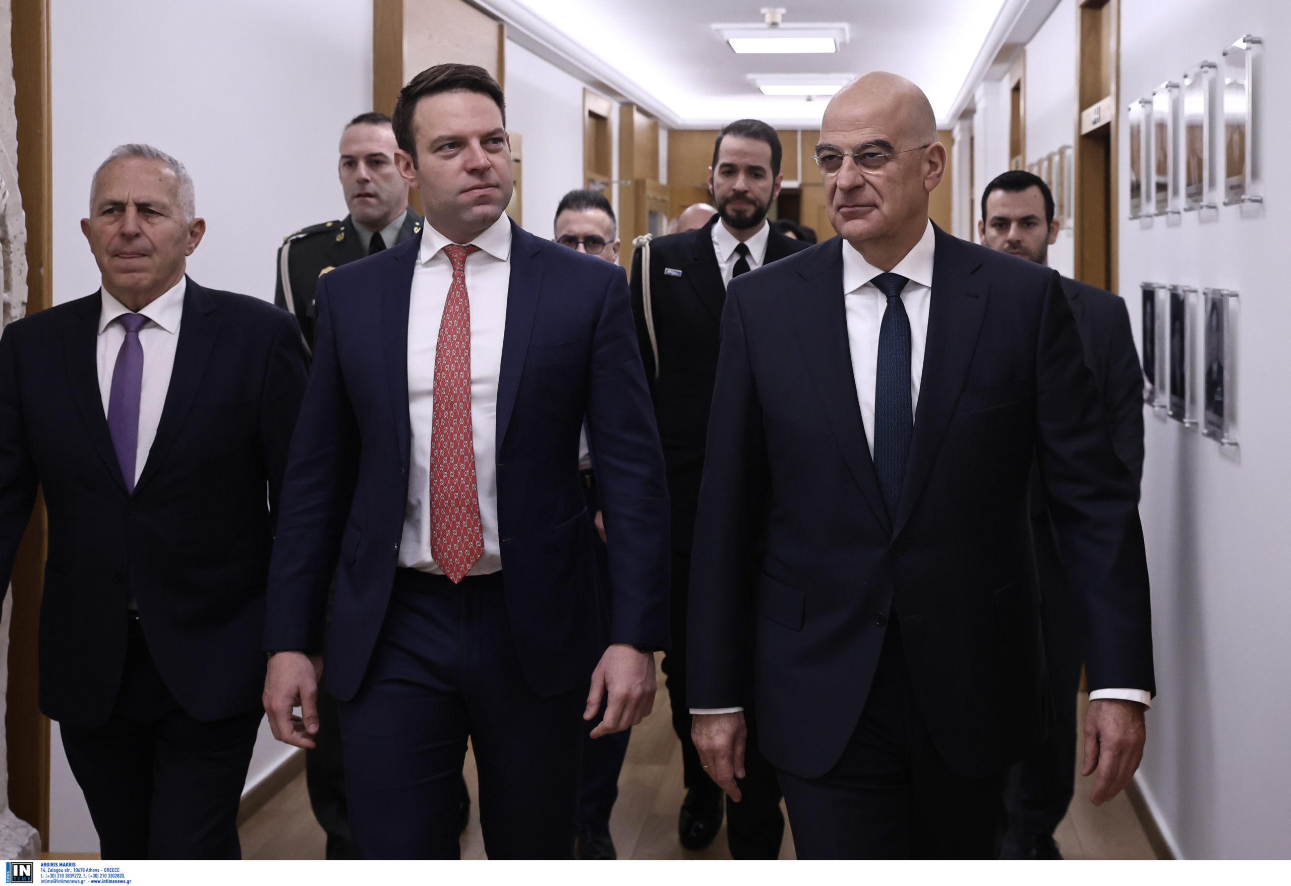 Επίσκεψη Κασσελάκη στο υπουργείο Εθνικής Άμυνας και συνάντηση με Δένδια – «Θέλουμε να είμαστε παραγωγικοί»