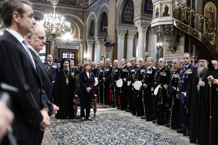 Μητρόπολη Αθηνών: Με λαμπρότητα η Δοξολογία για το νέο έτος – Το μήνυμα του Αρχιεπισκόπου Ιερωνύμου