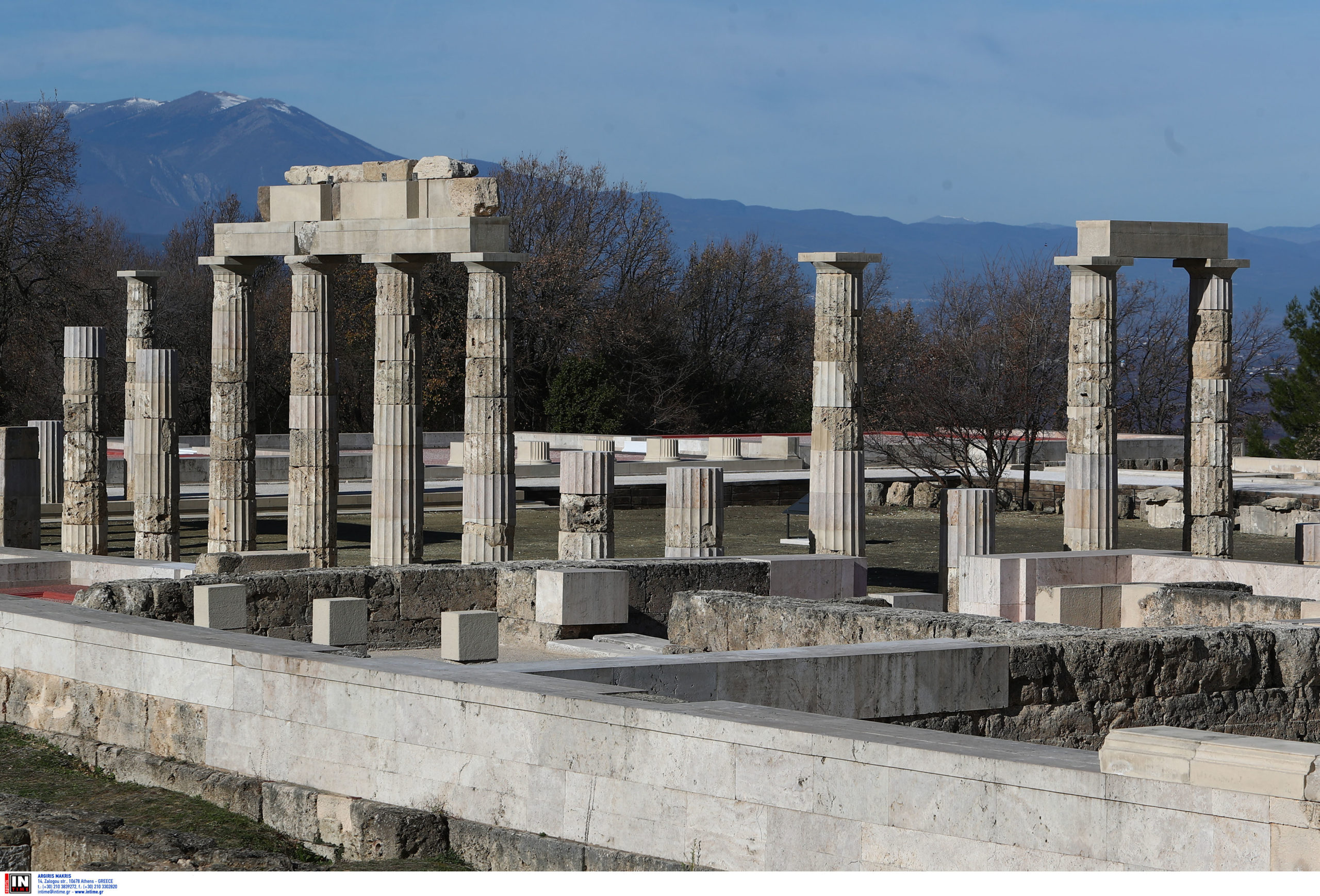 Εγκαινιάστηκε το αναστηλωμένο ανάκτορο του Φιλίππου Β’ στις Αιγές – Μητσοτάκης: «Υποκλίνομαι με σεβασμό»