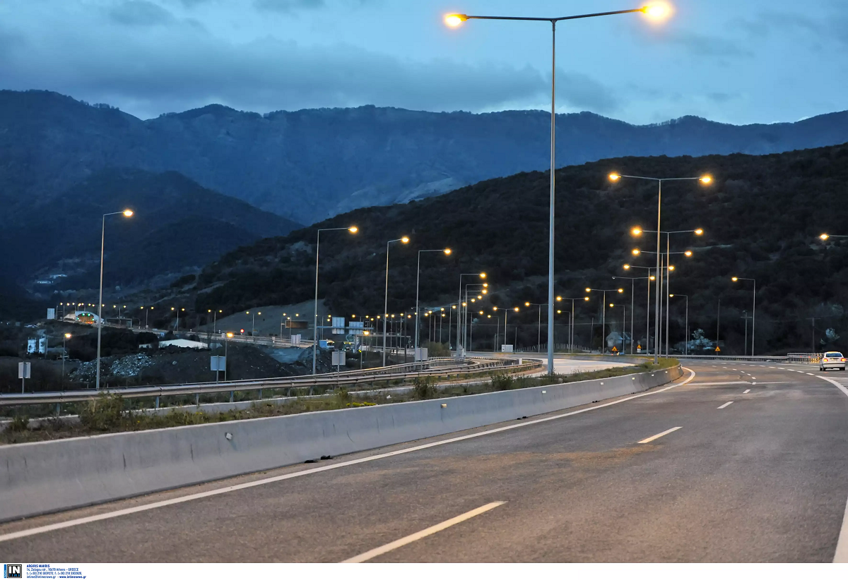 Τραγωδία στη Εγνατία Οδό: 59χρονος σκοτώθηκε σε τροχαίο ενώ άλλαζε λάστιχο – Παρασύρθηκε από φορτηγό