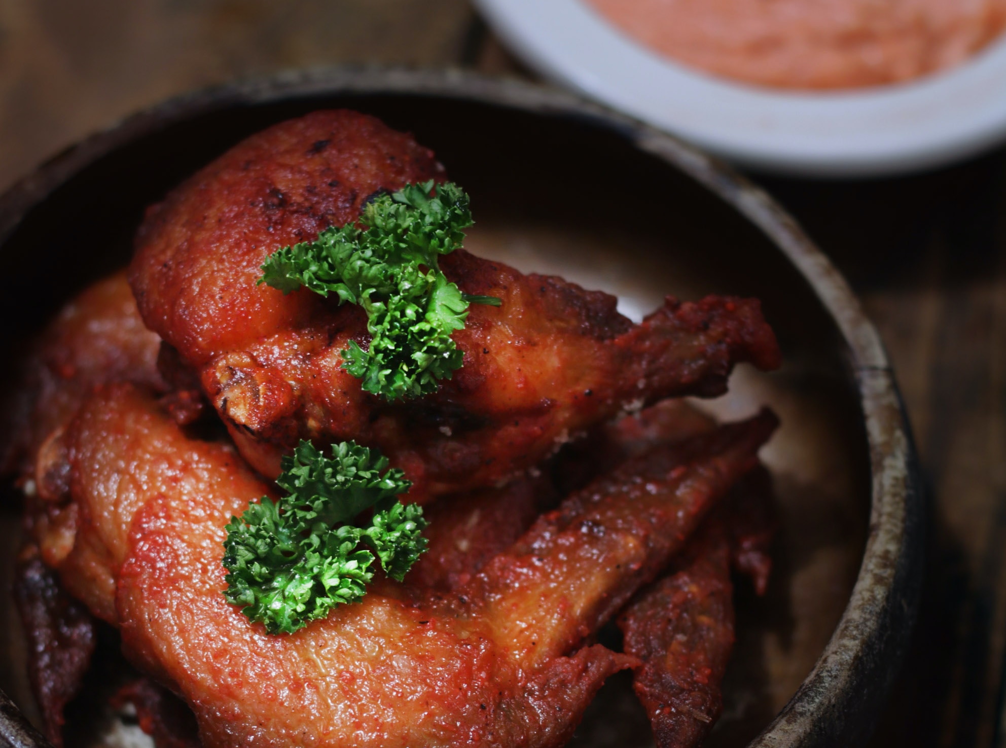 Κοτόπουλο με μέλι και μουστάρδα: Η τέλεια συνταγή για ένα νόστιμο και χορταστικό γεύμα