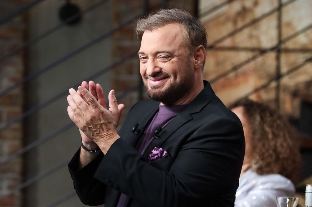 Με ποιους φίλους θα περάσει αυτό το Σάββατο ο Χρήστος Φερεντίνος στον ΣΚΑΪ; Αποκλειστικές φωτογραφίες