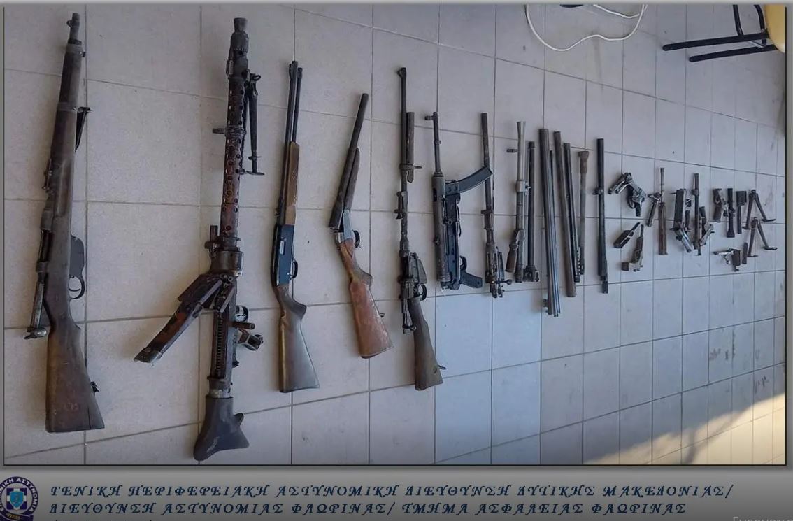 Φλώρινα: Εντοπίστηκαν κι άλλα όπλα κρυμμένα στη σκεπή του σπιτιού του ζευγαριού – ΦΩΤΟ