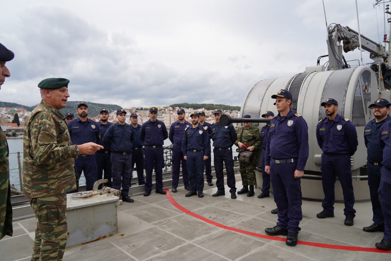 Στρατηγός Φλώρος με φόντο τα τουρκικά παράλια: Η πατρίδα δεν έχει να φοβάται τίποτα 