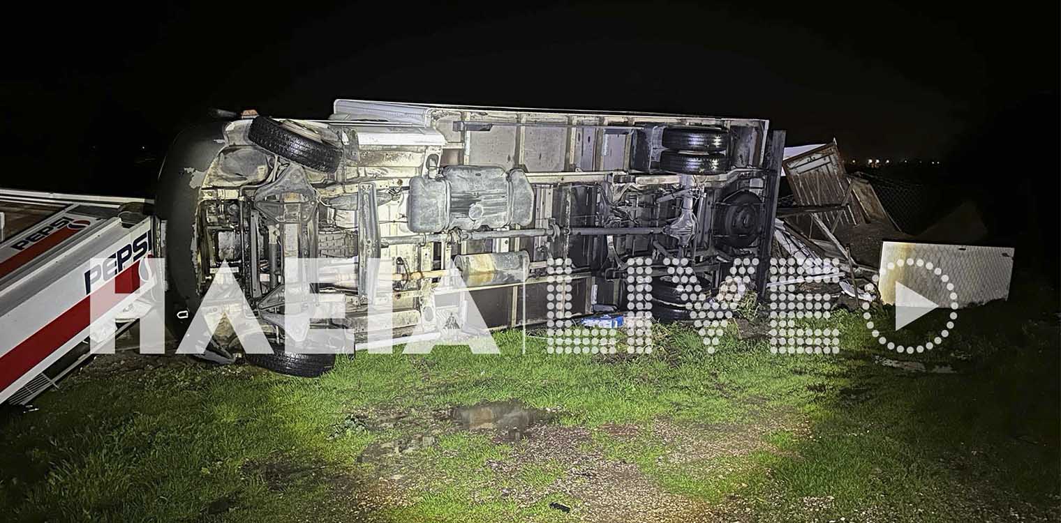 Πύργος: Ανεμοστρόβιλος αναποδογύρισε φορτηγό – Εκτεταμένες ζημιές σε σπίτια και επιχειρήσεις – Πτώσεις δέντρων και διακοπές