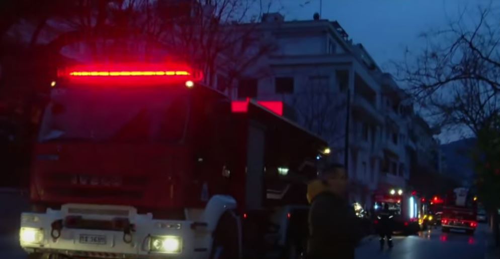 Φωτιά κοντά στο Μέγαρο Μαξίμου