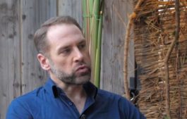 Γιάννης Μούτσιος