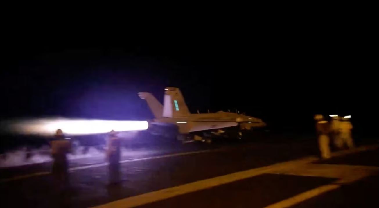 Υεμένη: Νέος βομβαρδισμός με στόχο την πόλη-λιμάνι Χοντέιντα που ελέγχουν οι Χούθι