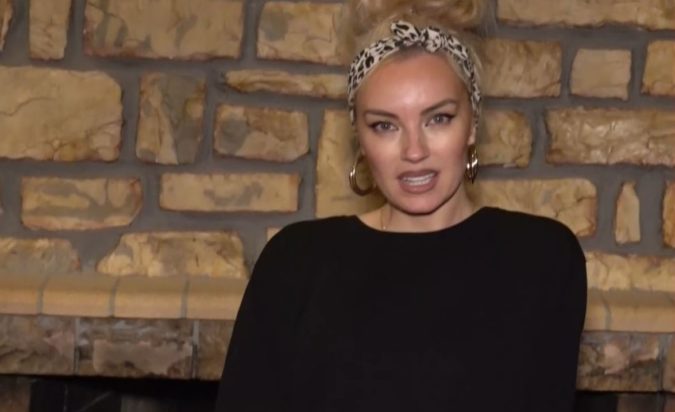 Τζούλια Νόβα