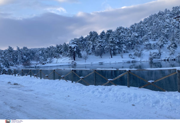 Έρχεται κακοκαιρία - Φέρνει και χιόνια