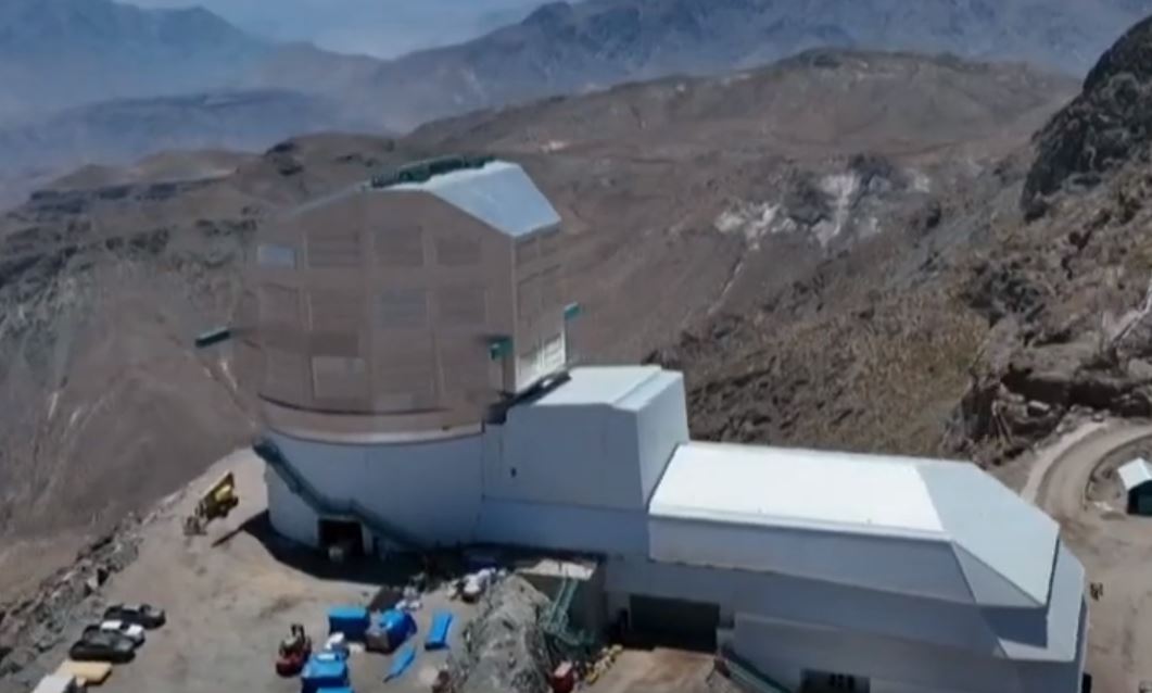Η μεγαλύτερη κάμερα του κόσμου θα παρατηρεί το σύμπαν από την Χιλή – BINTEO