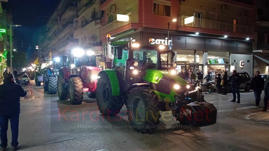 Καρδίτσα: Στους κεντρικούς δρόμους της πόλης τα τρακτέρ – BINTEO