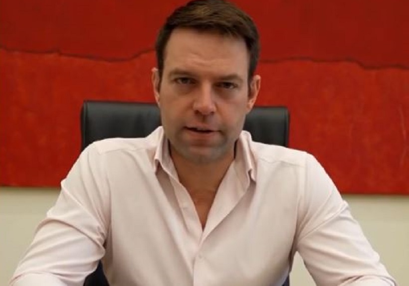 Κασσελάκης για Μητσοτάκη: Θέλει μόνο να αγοράσει λίγο χρόνο ησυχίας – Να επιστρέψει στους αγρότες αυτά που τους «κλέβει»