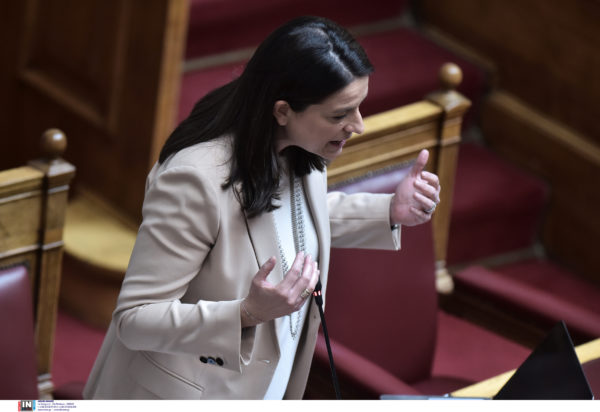 Νίκη Κεραμέως