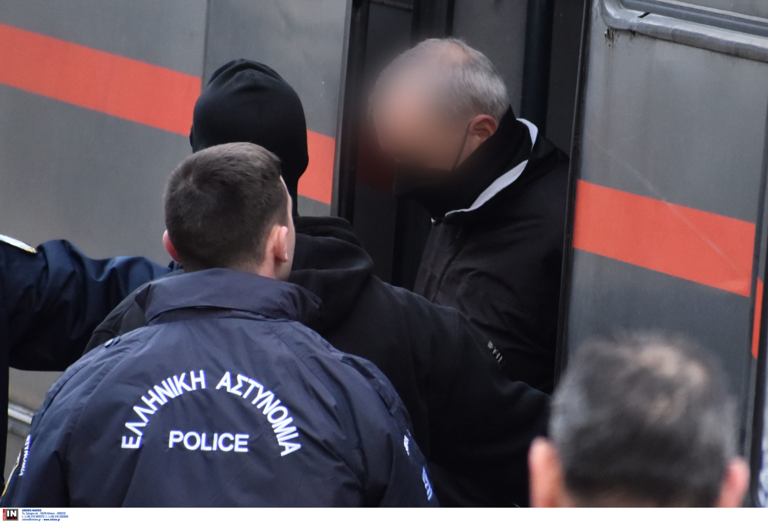 Υπόθεση 12χρονης στον Κολωνό: «Ήμουν ερωτευμένος μαζί της» – Προκλητικός στη δίκη ο Μίχος, τι είπε για την μητέρα της ανήλικης