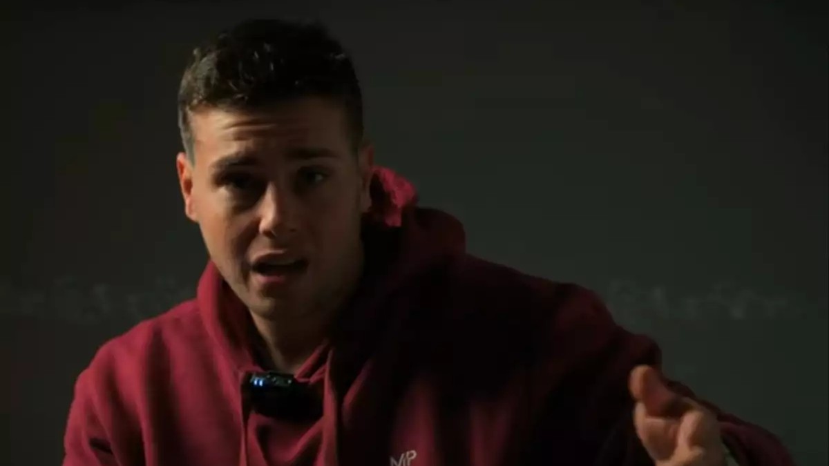 Αλέξανδρος Κοψιάλης: Πώς ο γνωστός Youtuber βοήθησε στη σύλληψη 43χρονου που παρενοχλούσε 13χρονη – ΒΙΝΤΕΟ