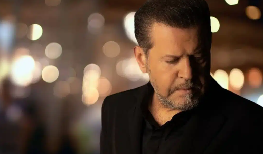 Χάρης Κωστόπουλος: «Όσα μου είπε στην τελευταία του συνέντευξη» – Η οικογένεια, το τραγούδι και οι πειρασμοί