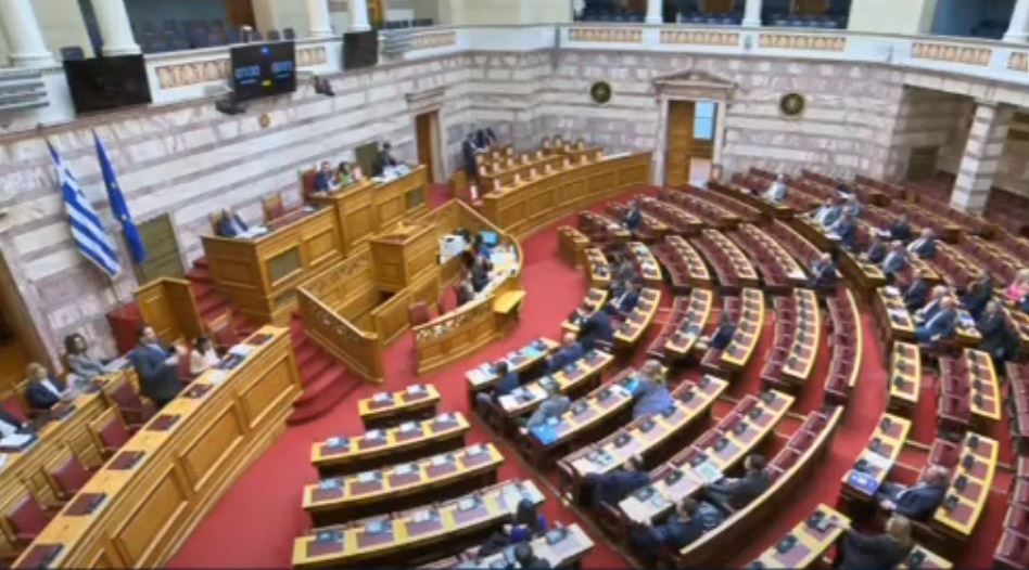 Άγρια κόντρα Λιβάνιου – Βελόπουλου για την επιστολική ψήφο – «Αυτοί είστε…» – «Αν δεν το κατάλαβες ξαναγύρνα στο ΠΑΣΟΚ»