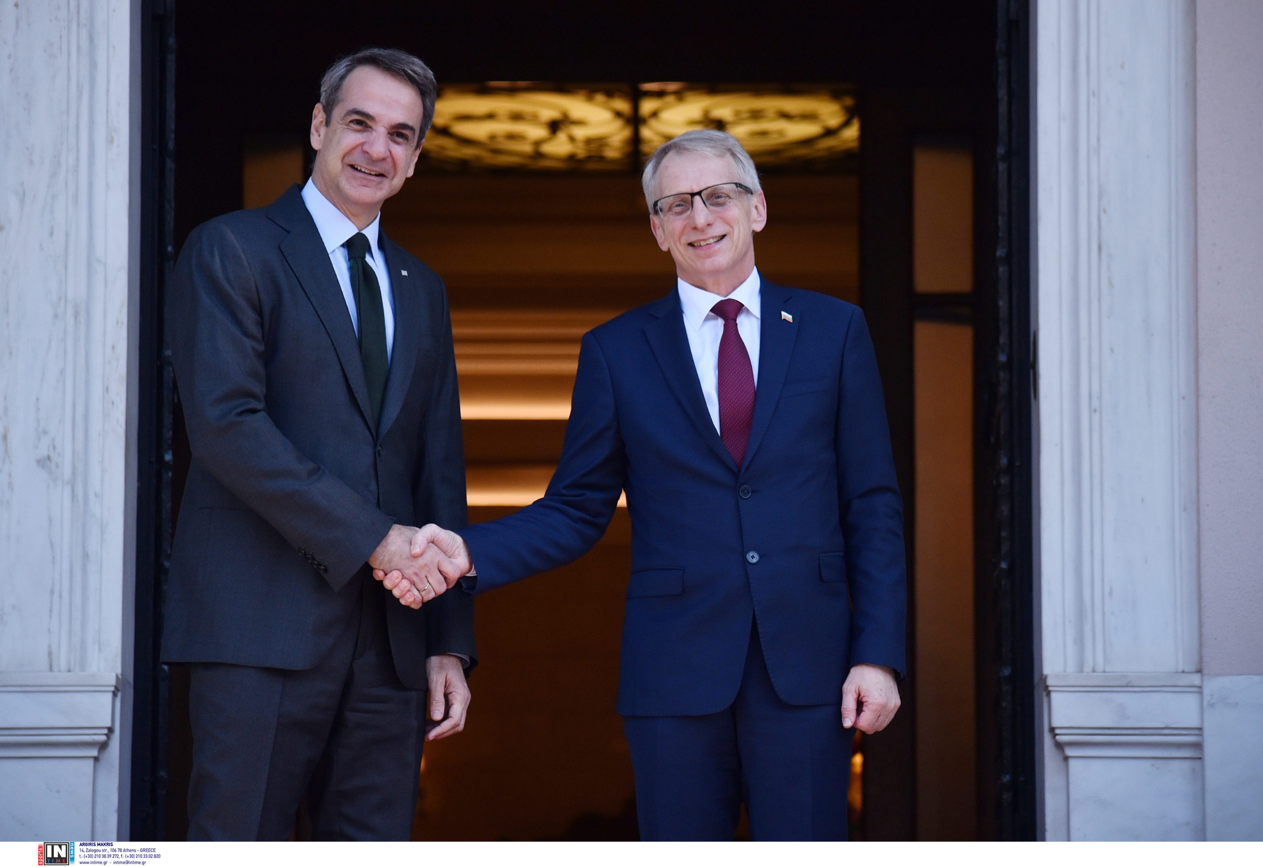 Μητσοτάκης-Ντενκόφ: Συμφωνία για συνεργασία σε ενέργεια και μεταφορές
