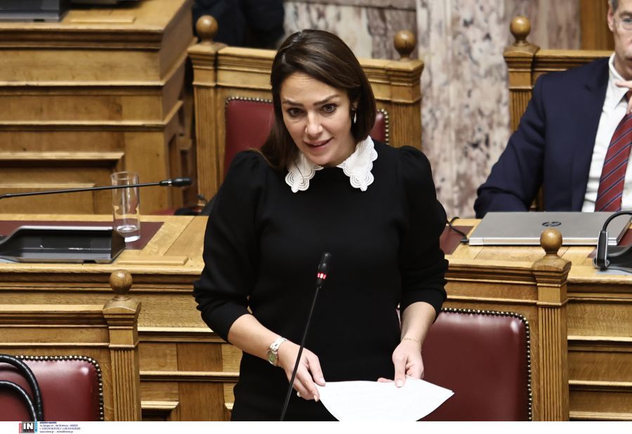 Δόμνα Μιχαηλίδου: Σκοπός να ξεκινήσει η εφαρμογή του νέου κατώτατου μισθού στις αρχές Απριλίου