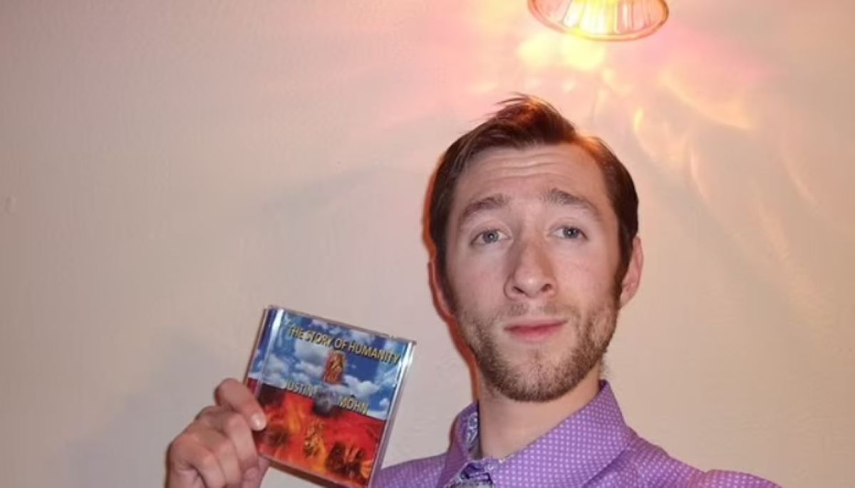 Ο 32χρονος, Τζάστιν Μον, που κατηγορείται για την φρικιαστική δολοφονία του 68χρονου πατέρα του.