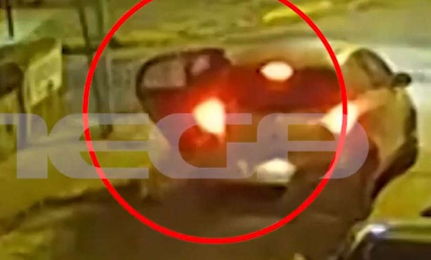 Νέα Φιλαδέλφεια: Καρέ καρέ η κλοπή αυτοκινήτου από τρεις δράστες – ΒΙΝΤΕΟ