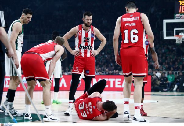 Νίκολα Μιλουτίνοφ Ολυμπιακός