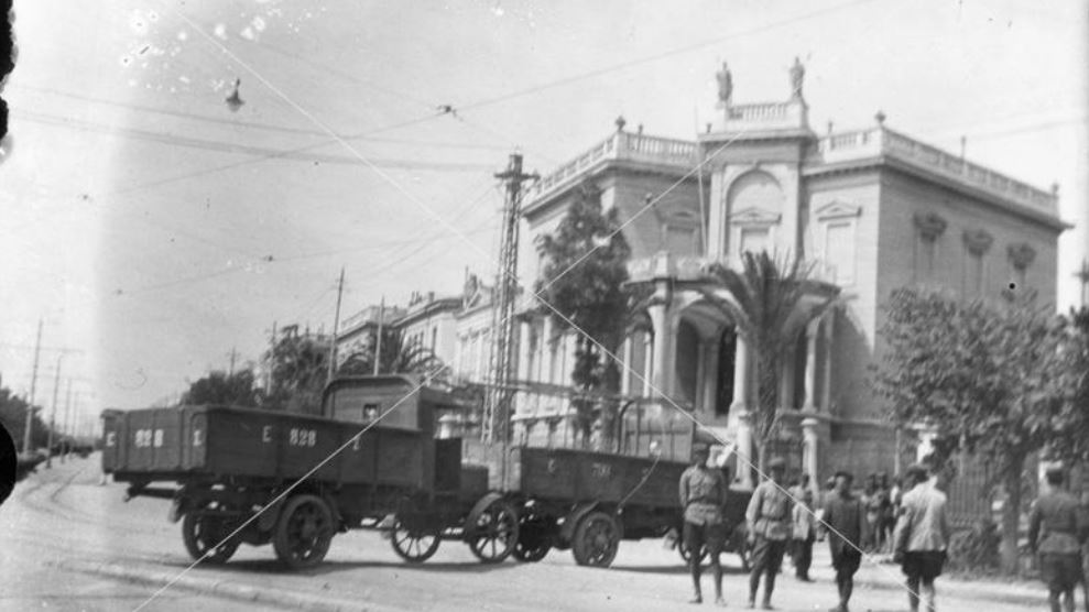 Κουίζ για την παλιά Αθήνα: Αναγνωρίζεις την λεωφόρο; Είναι μία από τις πιο γνωστές