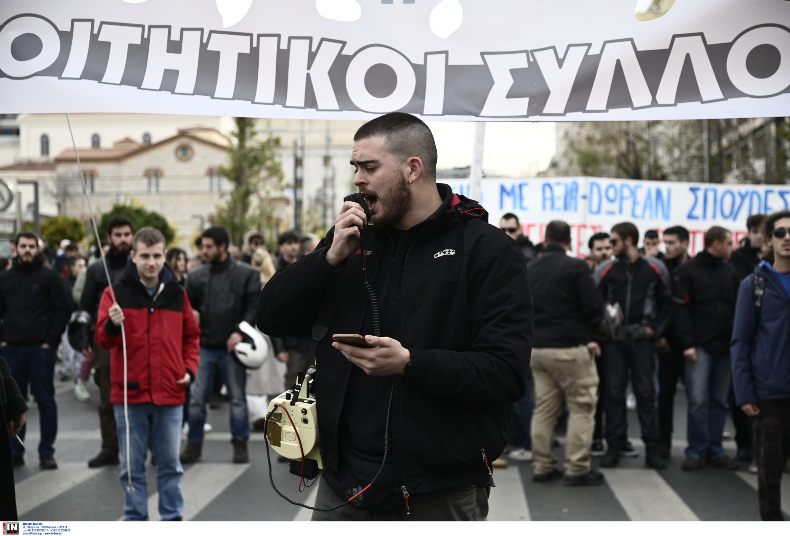 Αθήνα: Σε εξέλιξη πανεκπαιδευτικό συλλαλητήριο ενάντια στα ιδιωτικά πανεπιστήμια – Ποιοι δρόμοι είναι κλειστοί