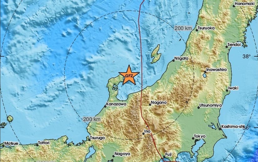 Σεισμός 7,4 βαθμών στην Ιαπωνία - Προειδοποίηση για τσουνάμι