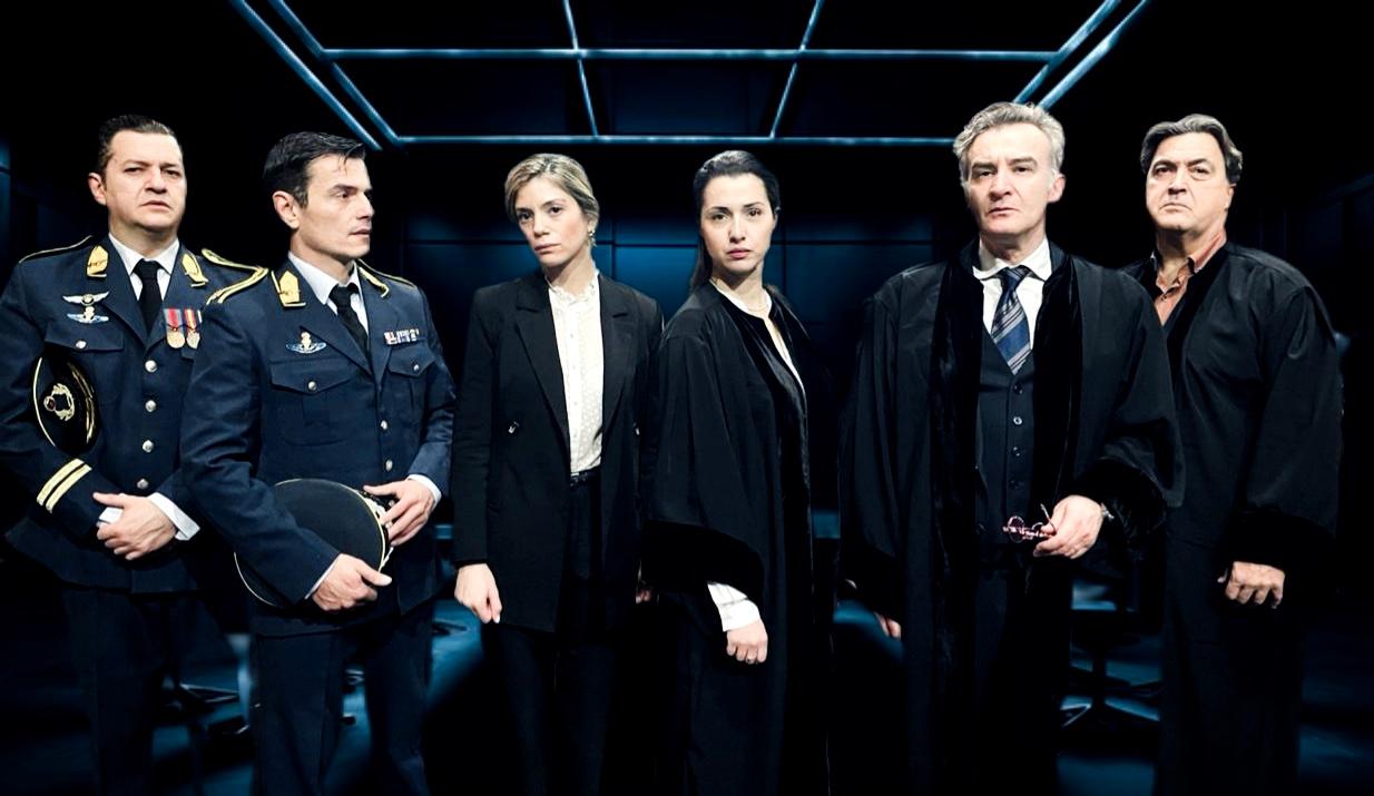 Terror: Το δικαστικό θρίλερ με τους θεατές στον ρόλο των ενόρκων έρχεται στο θέατρο «Βασιλάκου-Μαριάννα Τόλη»