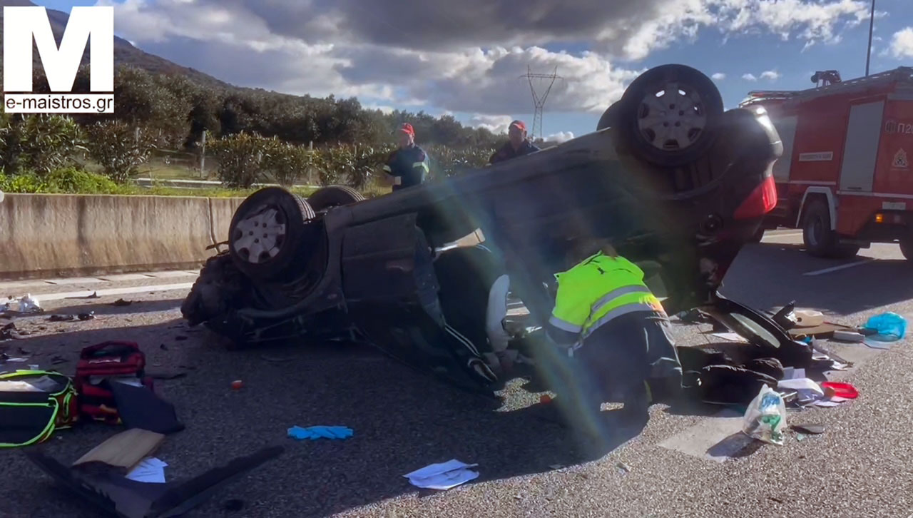 Ιόνια Οδός: Νεκρός οδηγός έπειτα από ανατροπή αυτοκινήτου – ΒΙΝΤΕΟ