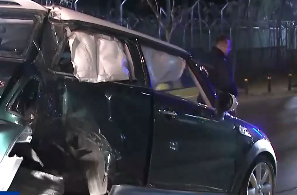 Δύο τροχαία ατυχήματα σε λεωφόρο Μεσογείων και Συγγρού – ΒΙΝΤΕΟ