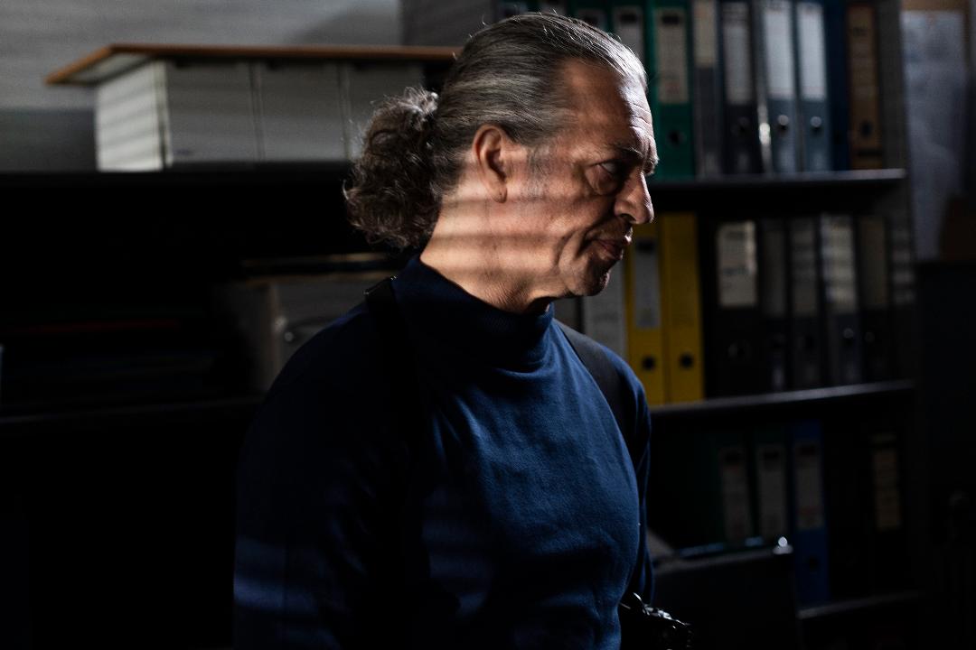 Ο Σκαραβαίος – Έρχεται η πολυαναμενόμενη σειρά του Alpha με τον Γιάννη Τσορτέκη