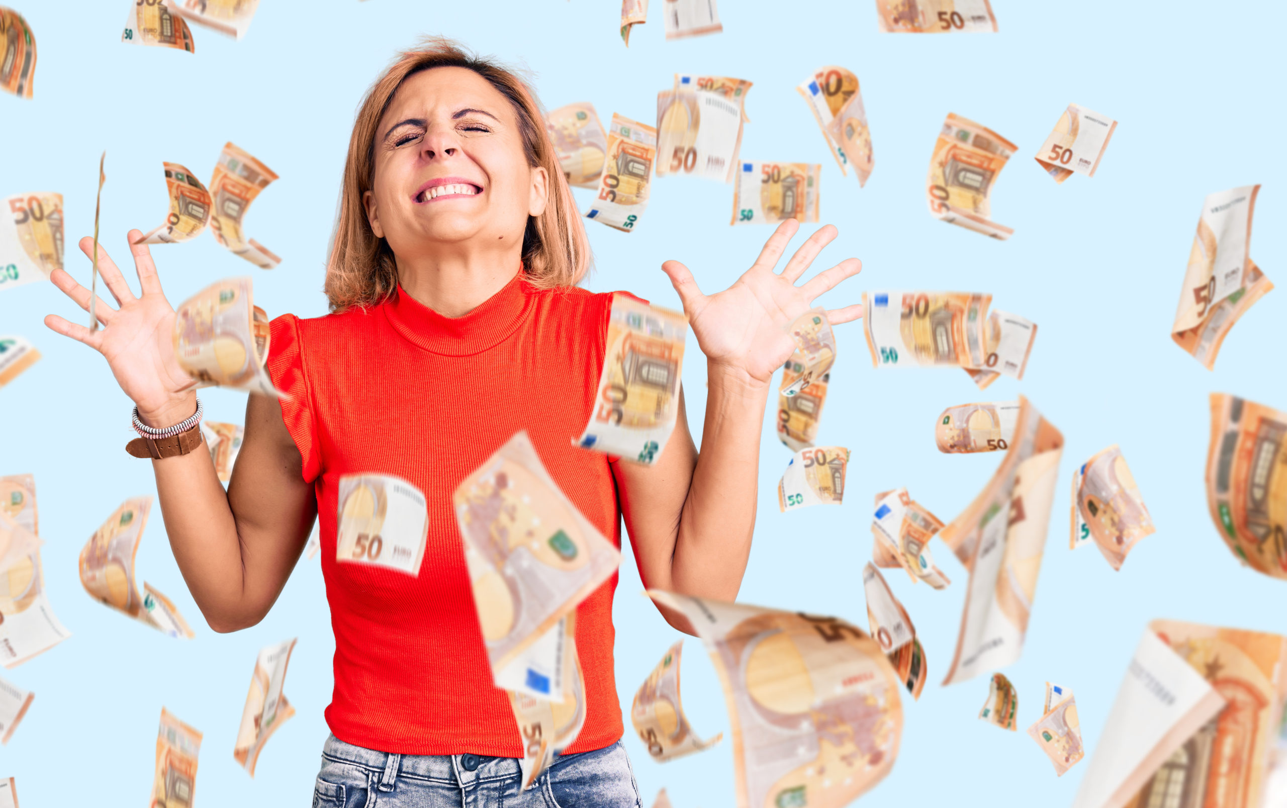 Καθάριζε το σπίτι της και βρήκε ένα τυχερό δελτίο που κέρδιζε 100.000 ευρώ