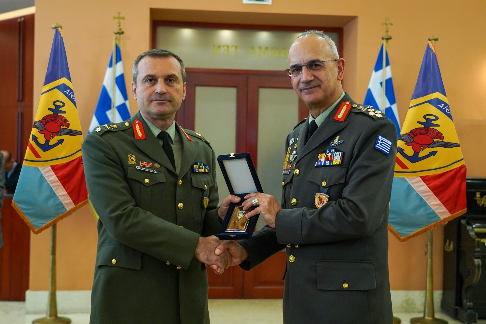 Αλλαγή σκυτάλης στην ενημέρωση του ΓΕΕΘΑ