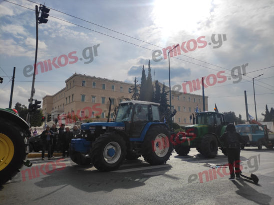 αγρότες τρακτέρ Σύνταγμα