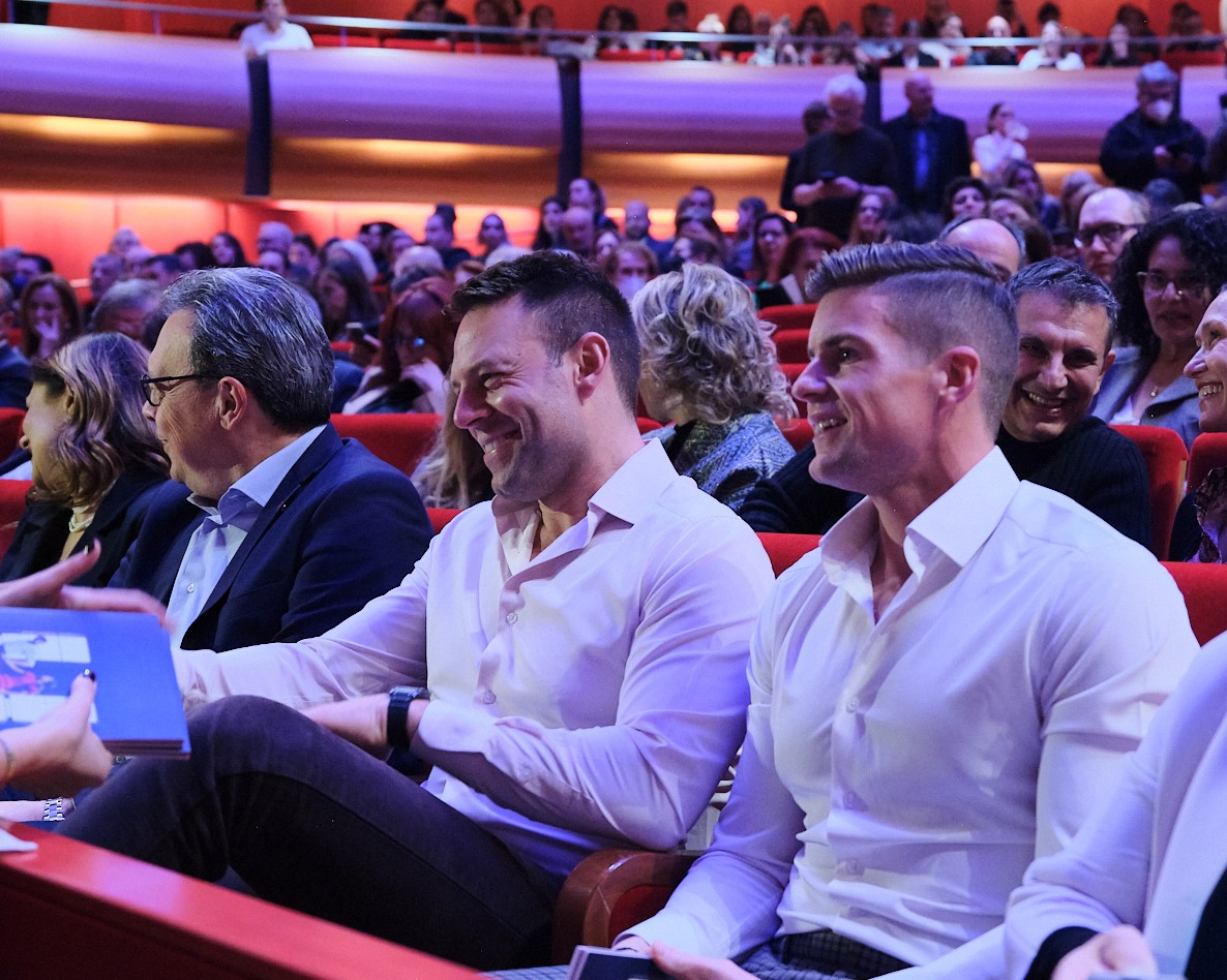 Στέφανος Κασσελάκης: Στην πρεμιέρα της «Κάρμεν» στην Εθνική Λυρική Σκηνή – ΦΩΤΟ